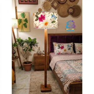 Bassagoda Floor Lamp